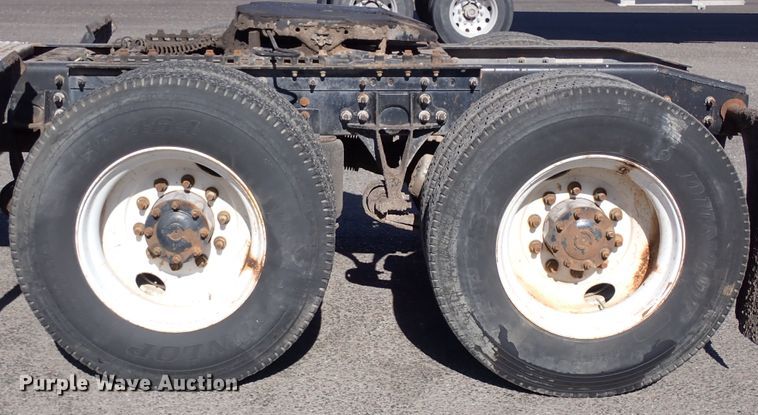 image for item IS9327 2012 International ProStar  semi truck