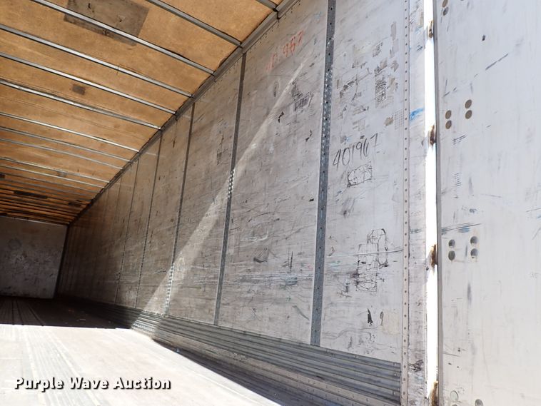 image for item IS9328 2004 Wabash  dry van trailer