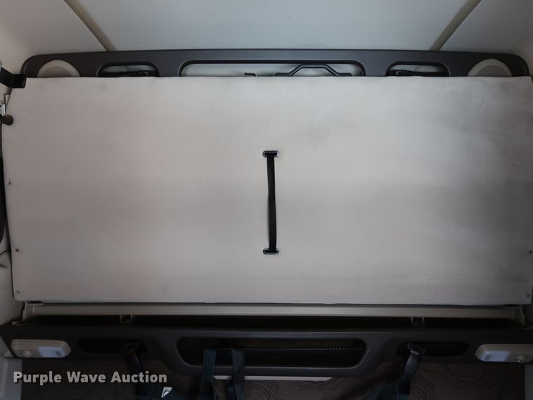 image for item IY9079 2016 Volvo VNL  semi truck