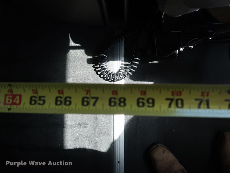 image for item IY9079 2016 Volvo VNL  semi truck