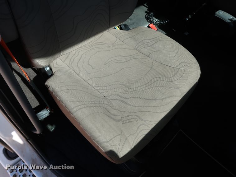 image for item IY9079 2016 Volvo VNL  semi truck