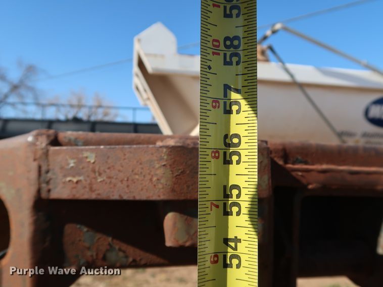 image for item IY9111 1998 Daco F25NAR4898  flatbed trailer