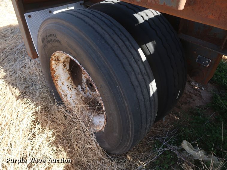 image for item IY9111 1998 Daco F25NAR4898  flatbed trailer