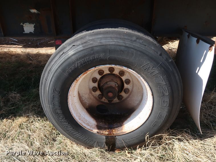 image for item IY9111 1998 Daco F25NAR4898  flatbed trailer