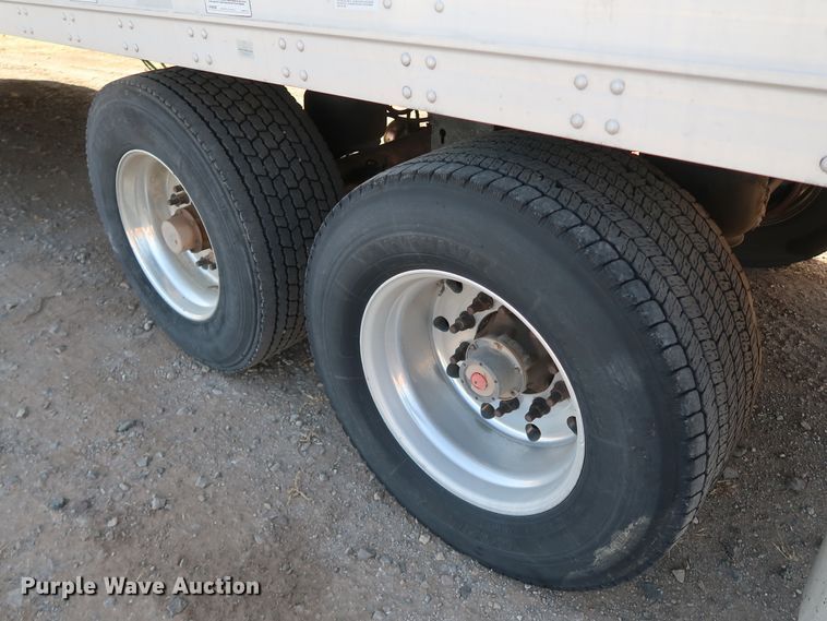 image for item IY9112 2012 Stoughton AVW-535T-S-C-AR  dry van trailer