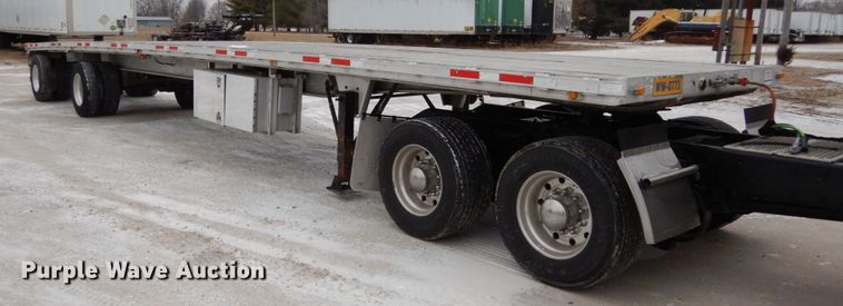 image for item JK9777 1999 Benson  flatbed trailer