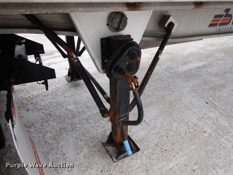 image for item JK9777 1999 Benson  flatbed trailer