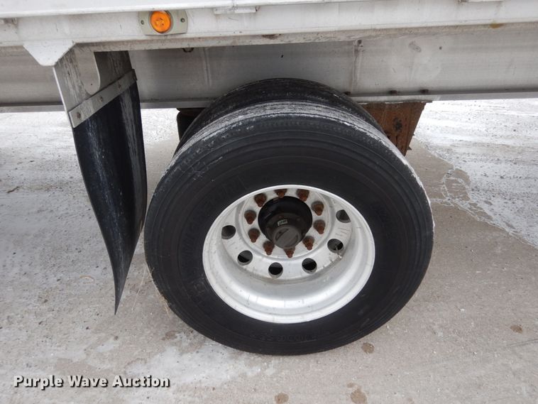 image for item JK9777 1999 Benson  flatbed trailer