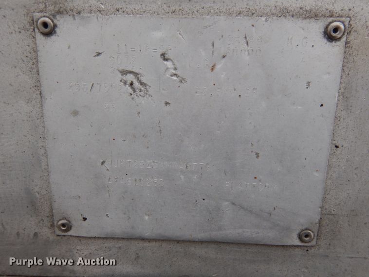 image for item JK9777 1999 Benson  flatbed trailer