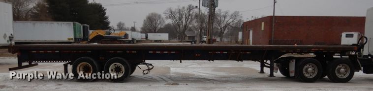 image for item JK9778 2005 Great Dane GPES-245-74  extendable flatbed trailer