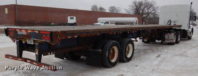 image for item JK9778 2005 Great Dane GPES-245-74  extendable flatbed trailer