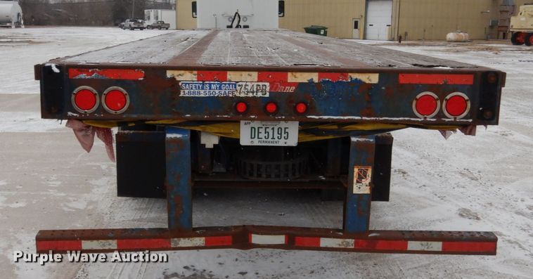 image for item JK9778 2005 Great Dane GPES-245-74  extendable flatbed trailer