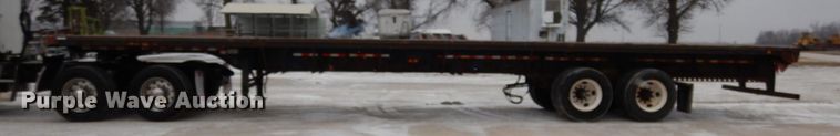 image for item JK9778 2005 Great Dane GPES-245-74  extendable flatbed trailer
