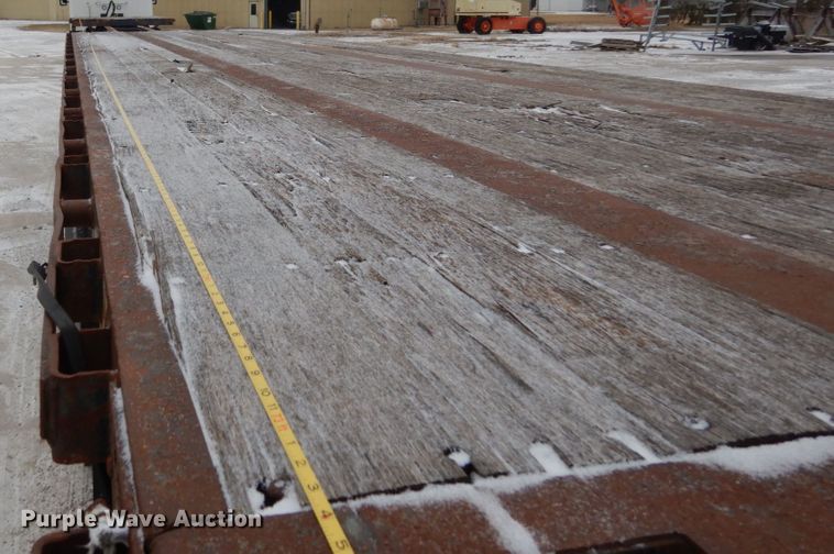 image for item JK9778 2005 Great Dane GPES-245-74  extendable flatbed trailer