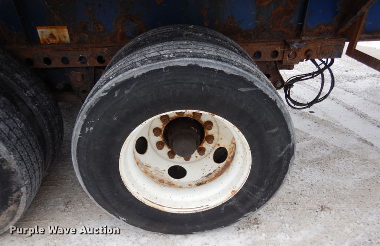 image for item JK9778 2005 Great Dane GPES-245-74  extendable flatbed trailer