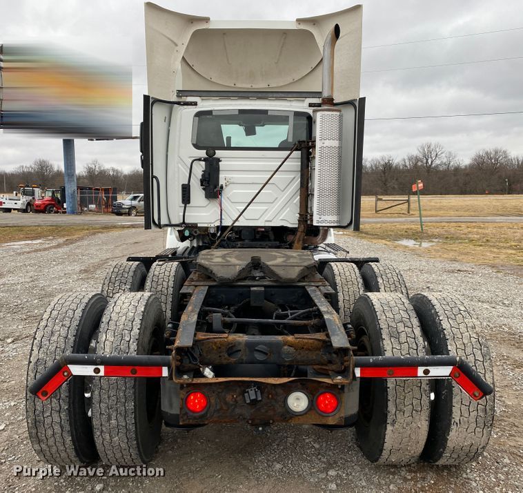 image for item JN9201 2012 International 8600  semi truck