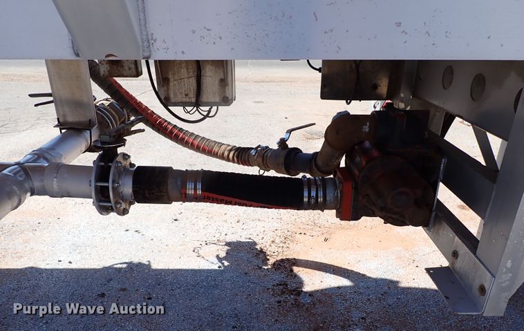 image for item JO9732 2012 TyTal  tank trailer