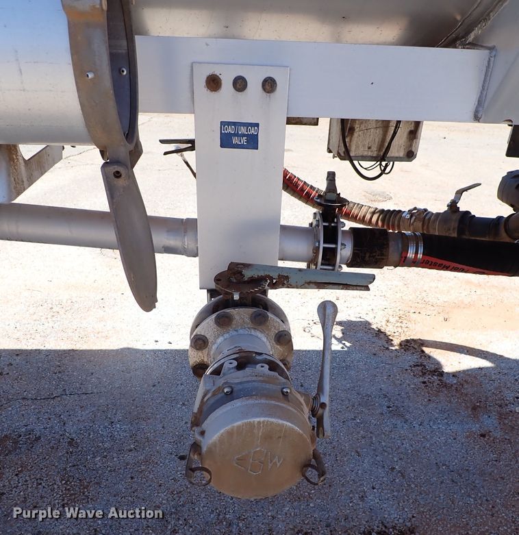 image for item JO9732 2012 TyTal  tank trailer