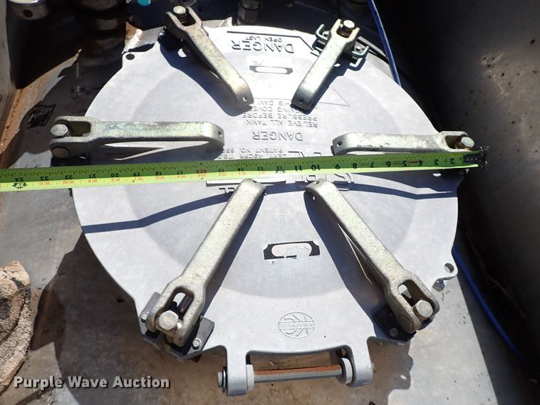 image for item JO9732 2012 TyTal  tank trailer