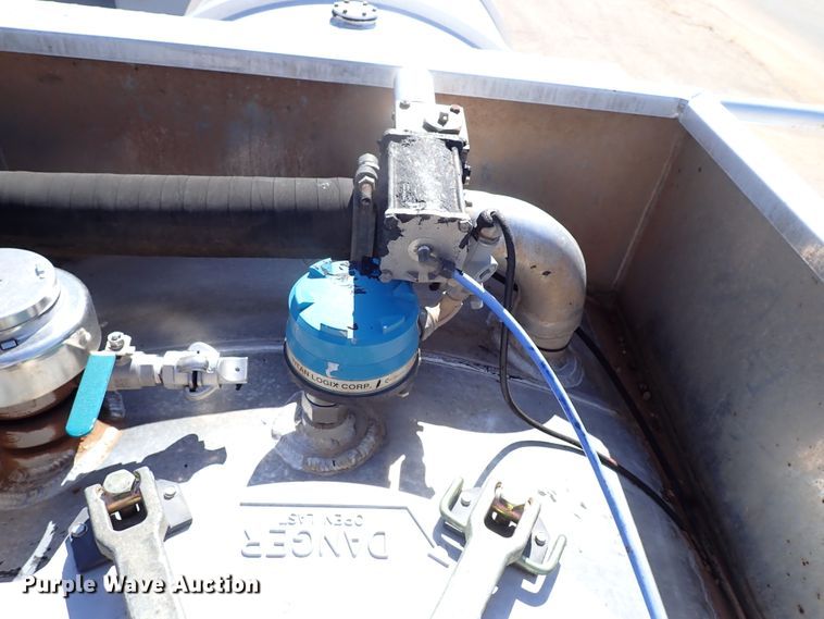 image for item JO9732 2012 TyTal  tank trailer