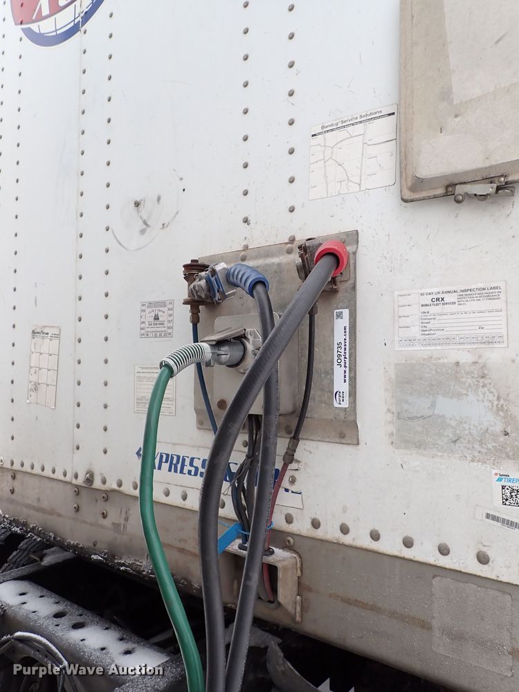 image for item JO9735 2004 Wabash  dry van trailer