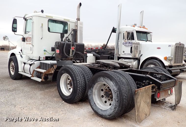 image for item JO9738 2008 International 9200i  semi truck