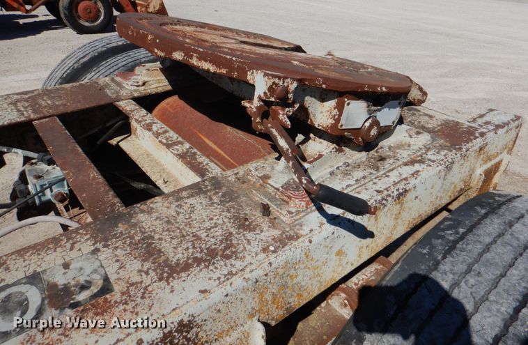 image for item JS9686 1995 Strick  fifth wheel dolly