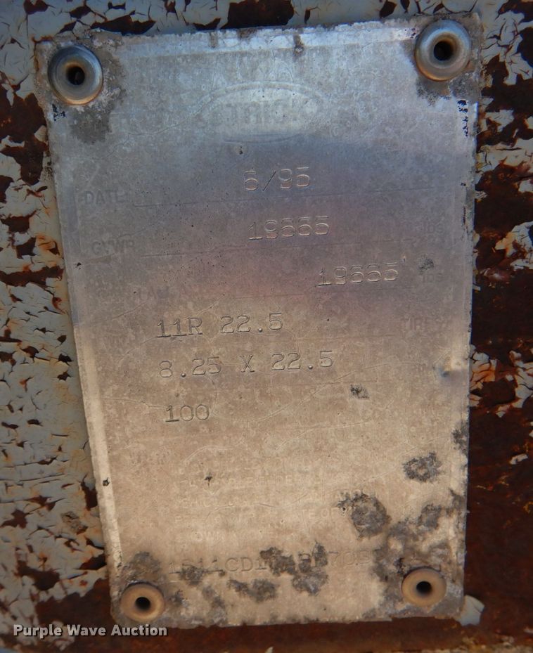 image for item JS9686 1995 Strick  fifth wheel dolly