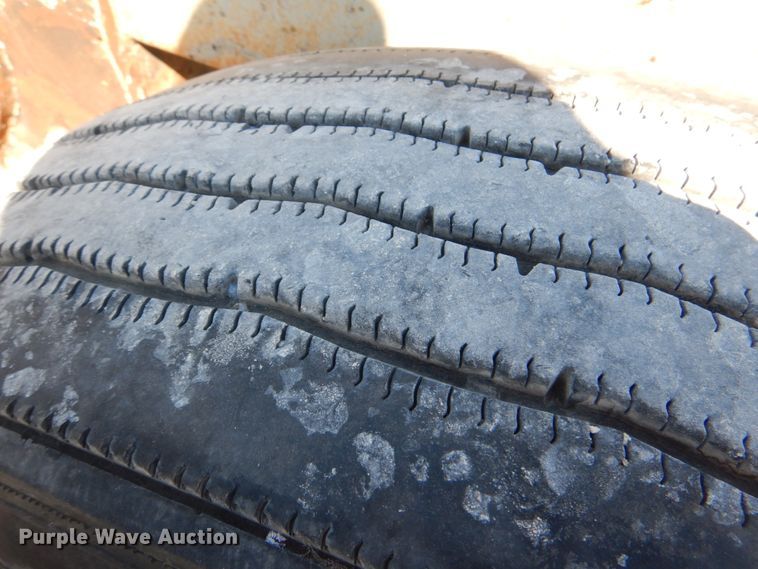 image for item JS9687 1995 Strick  fifth wheel dolly