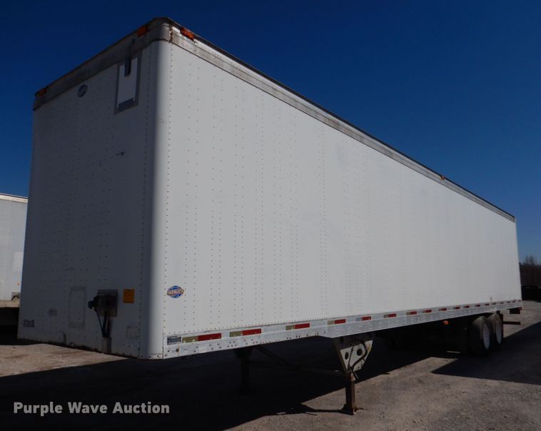 image for item JS9689 1997 Utility VS2DC  dry van trailer