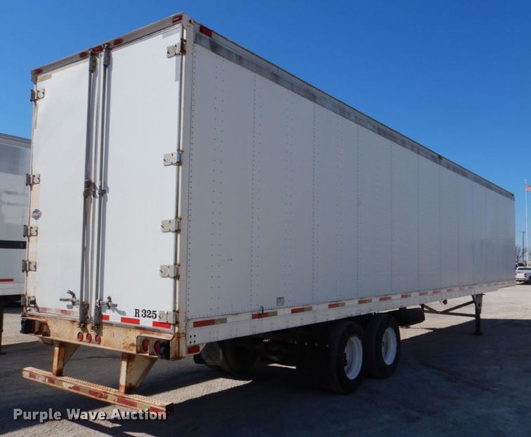 image for item JS9689 1997 Utility VS2DC  dry van trailer