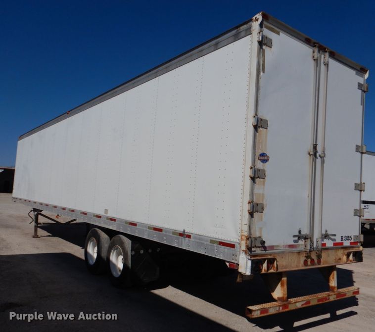 image for item JS9689 1997 Utility VS2DC  dry van trailer