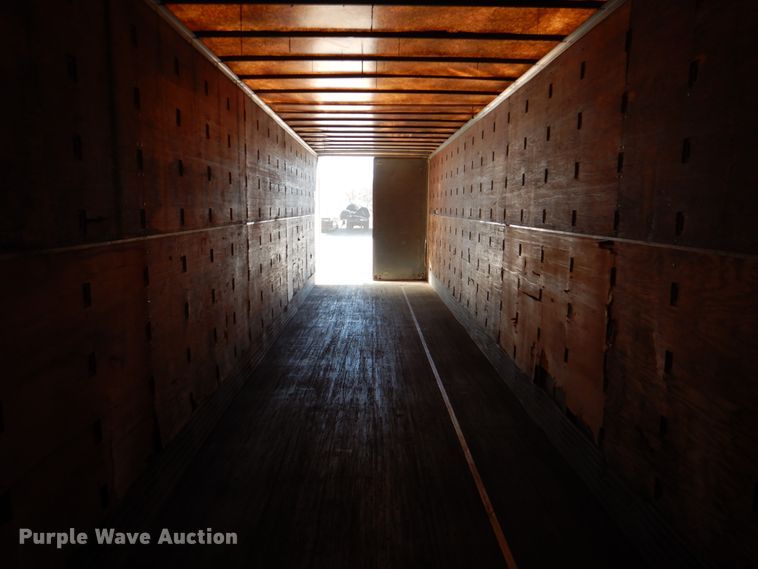 image for item JS9689 1997 Utility VS2DC  dry van trailer