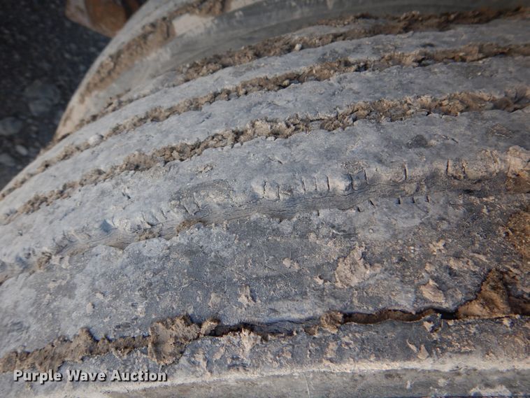 image for item JS9690 1994 Pines  dry van trailer