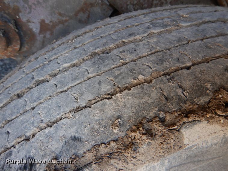 image for item JS9690 1994 Pines  dry van trailer