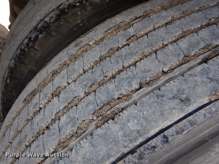 image for item JS9690 1994 Pines  dry van trailer