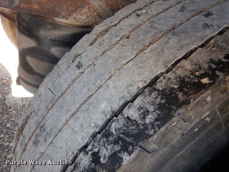 image for item JS9690 1994 Pines  dry van trailer