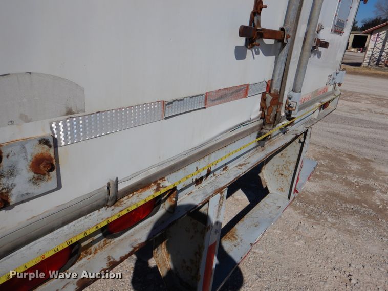 image for item JS9691 1996 Fuehauf FBHLP-9  dry van trailer