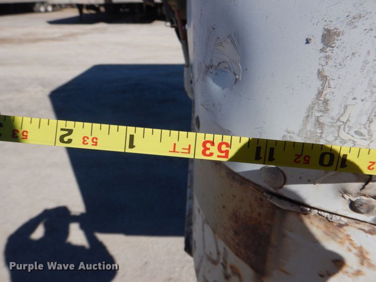 image for item JS9691 1996 Fuehauf FBHLP-9  dry van trailer