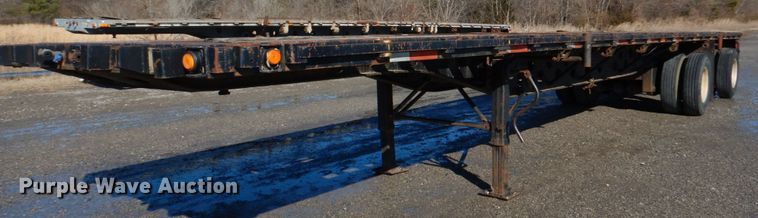 image for item JS9724 Transcraft TL-42  flatbed trailer