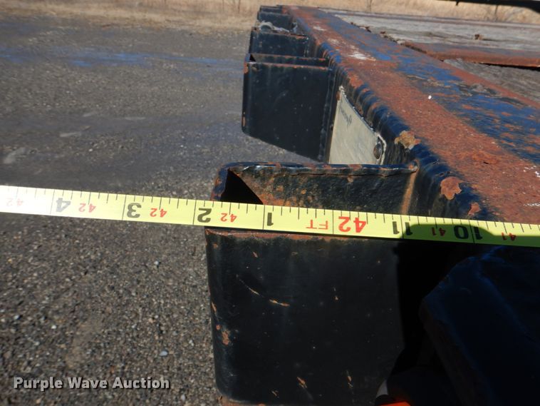 image for item JS9724 Transcraft TL-42  flatbed trailer