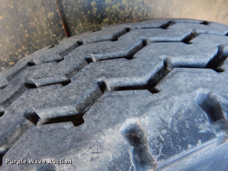 image for item JS9724 Transcraft TL-42  flatbed trailer