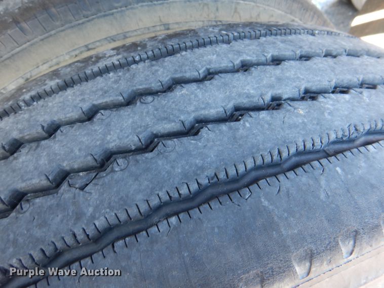 image for item JS9724 Transcraft TL-42  flatbed trailer