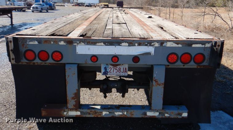 image for item JS9725 1996 Transcraft TL2000 W2  flatbed trailer