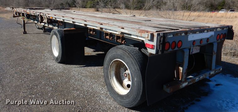 image for item JS9725 1996 Transcraft TL2000 W2  flatbed trailer