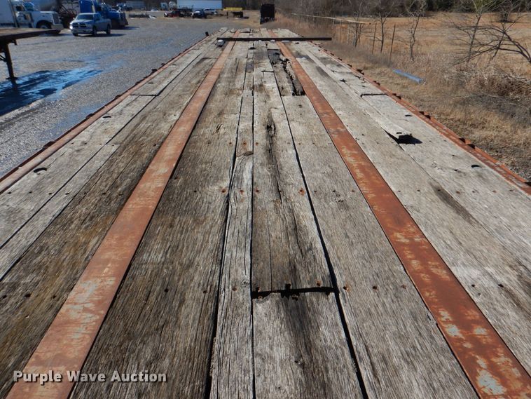 image for item JS9725 1996 Transcraft TL2000 W2  flatbed trailer