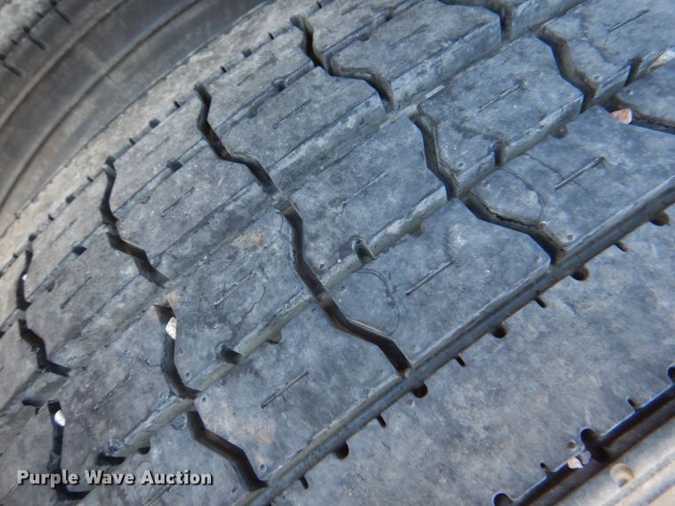 image for item JS9725 1996 Transcraft TL2000 W2  flatbed trailer