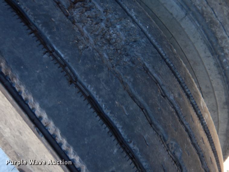 image for item JS9725 1996 Transcraft TL2000 W2  flatbed trailer