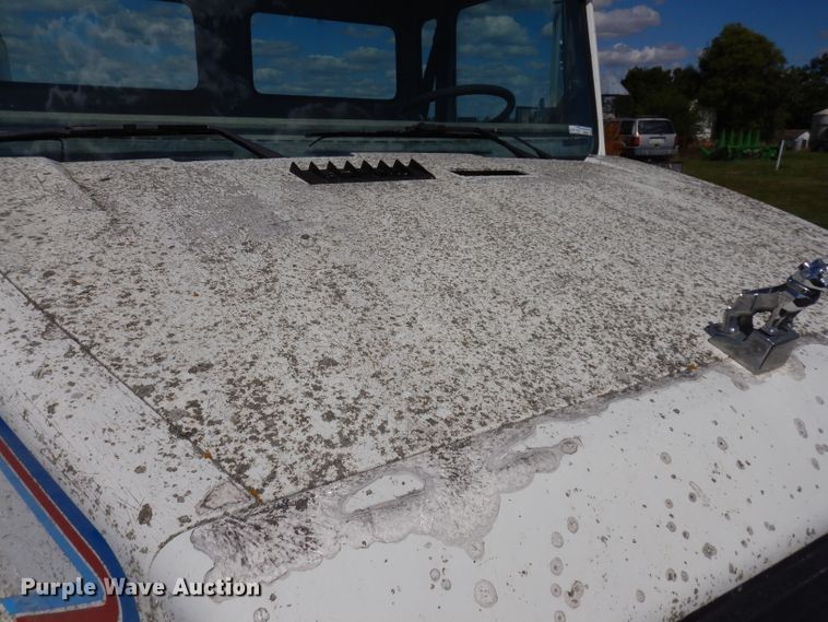 image for item KA9373 1998 Mack CS300P  truck cab and chassis