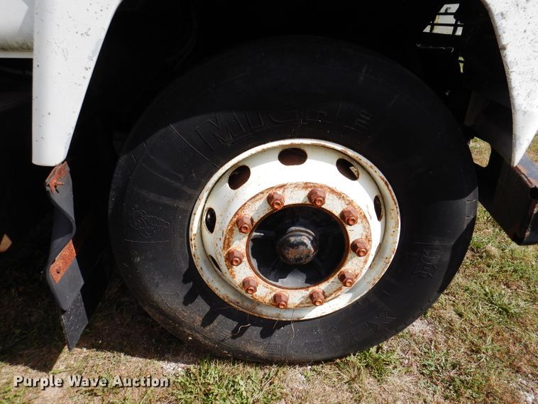 image for item KA9373 1998 Mack CS300P  truck cab and chassis